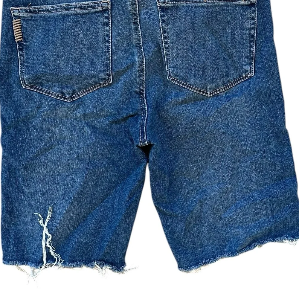 Paige "Jax Knee Short" Medium Wash Mid Rise Distressed Bermuda Shorts Size 27 - Picture 5 of 6